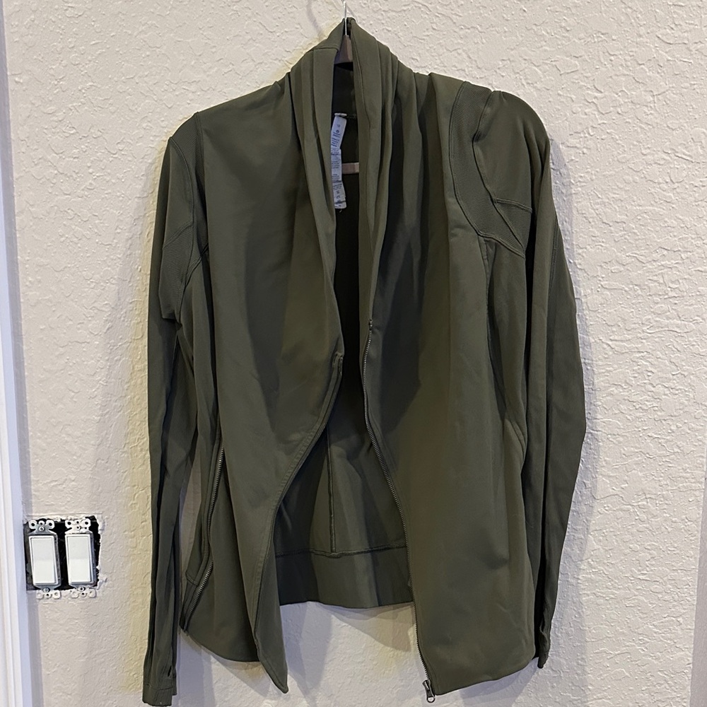 Lululemon Olive Green Women's Jacket size 10